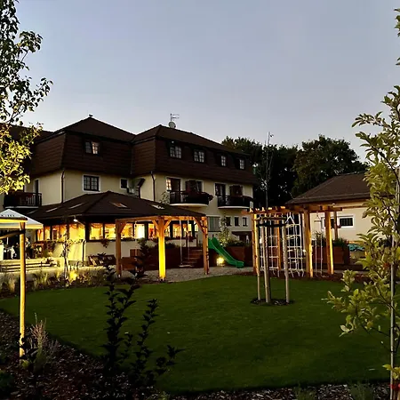 Hotel Na Plazi